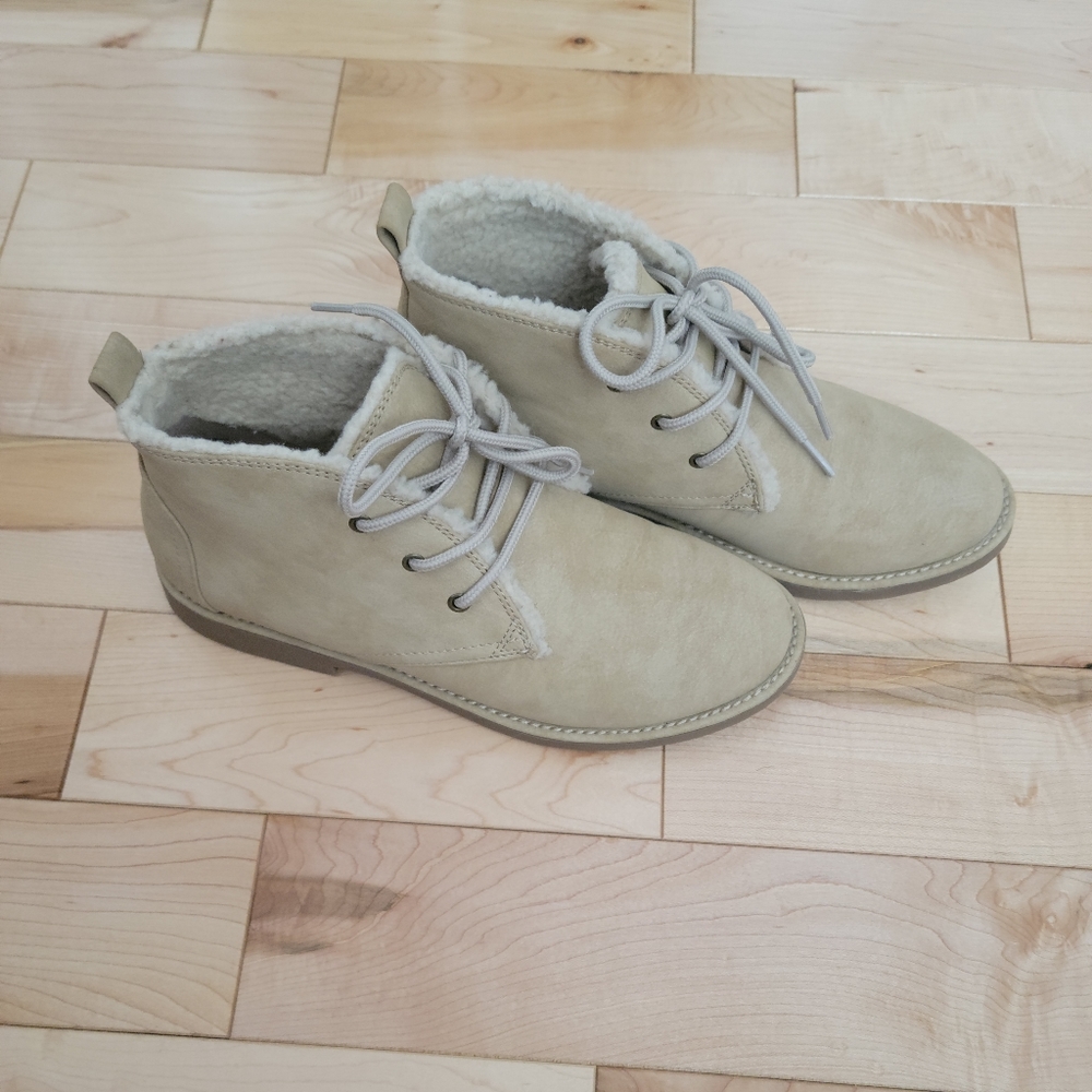 Ankle boots